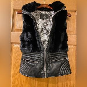 Guess Small Black Faux Fur and Faux leather vest.